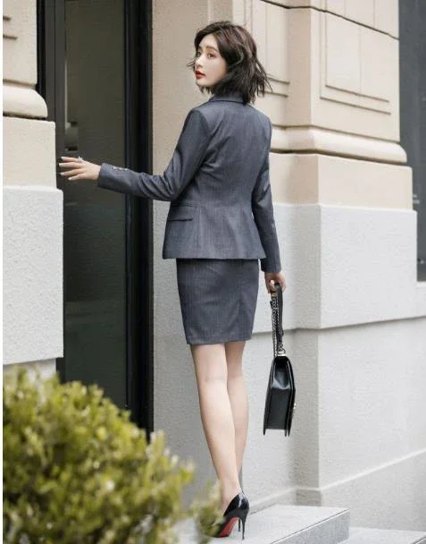 gray blazer skirt